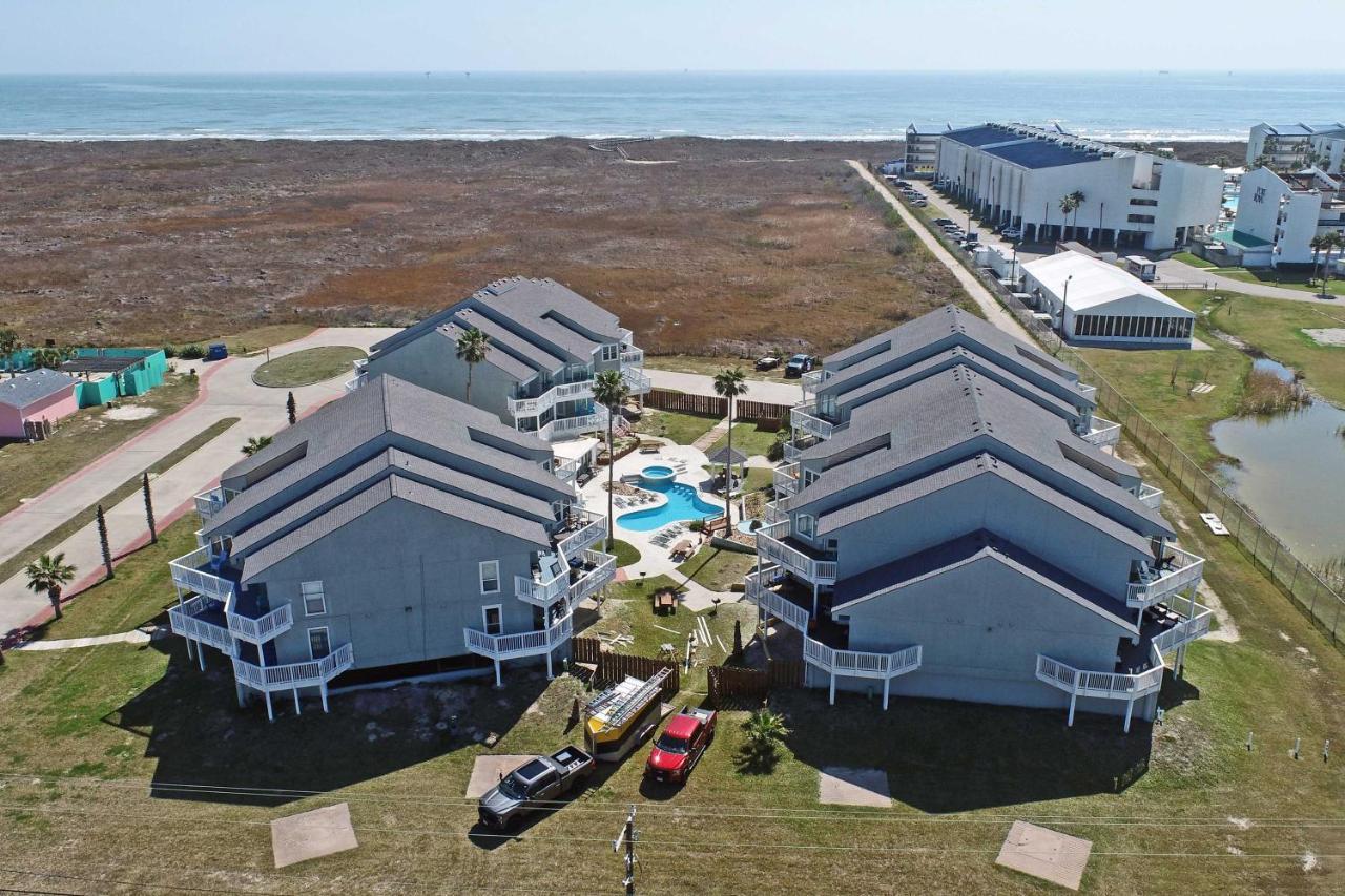 Port Aransas Condo With Outdoor Pool - Pets Welcome! Mustang Beach Экстерьер фото